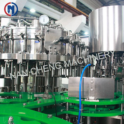 carbonated beverage filling machine